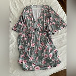 Caden Lane maternity robe, newborn gown and headband